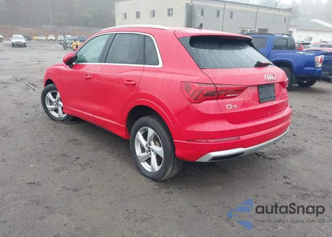 2022 Audi Q3 Premium 40 Tfsi Quattro Tiptronic z USA, uszkodzony, nr VIN WA1AUCF3XN1003480